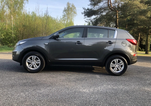 Kia Sportage cena 45400 przebieg: 147000, rok produkcji 2013 z Środa Śląska małe 277